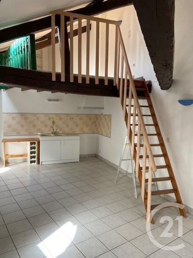 Appartement F1 à louer - 1 pièce - 44,80 m2 - Verdun - 55 - LORRAINE